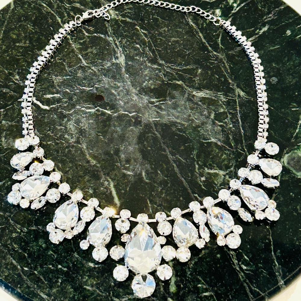 Fabulous rhinestone statement necklace choker NWOT bridal prom pageant wear - Picture 5 of 8